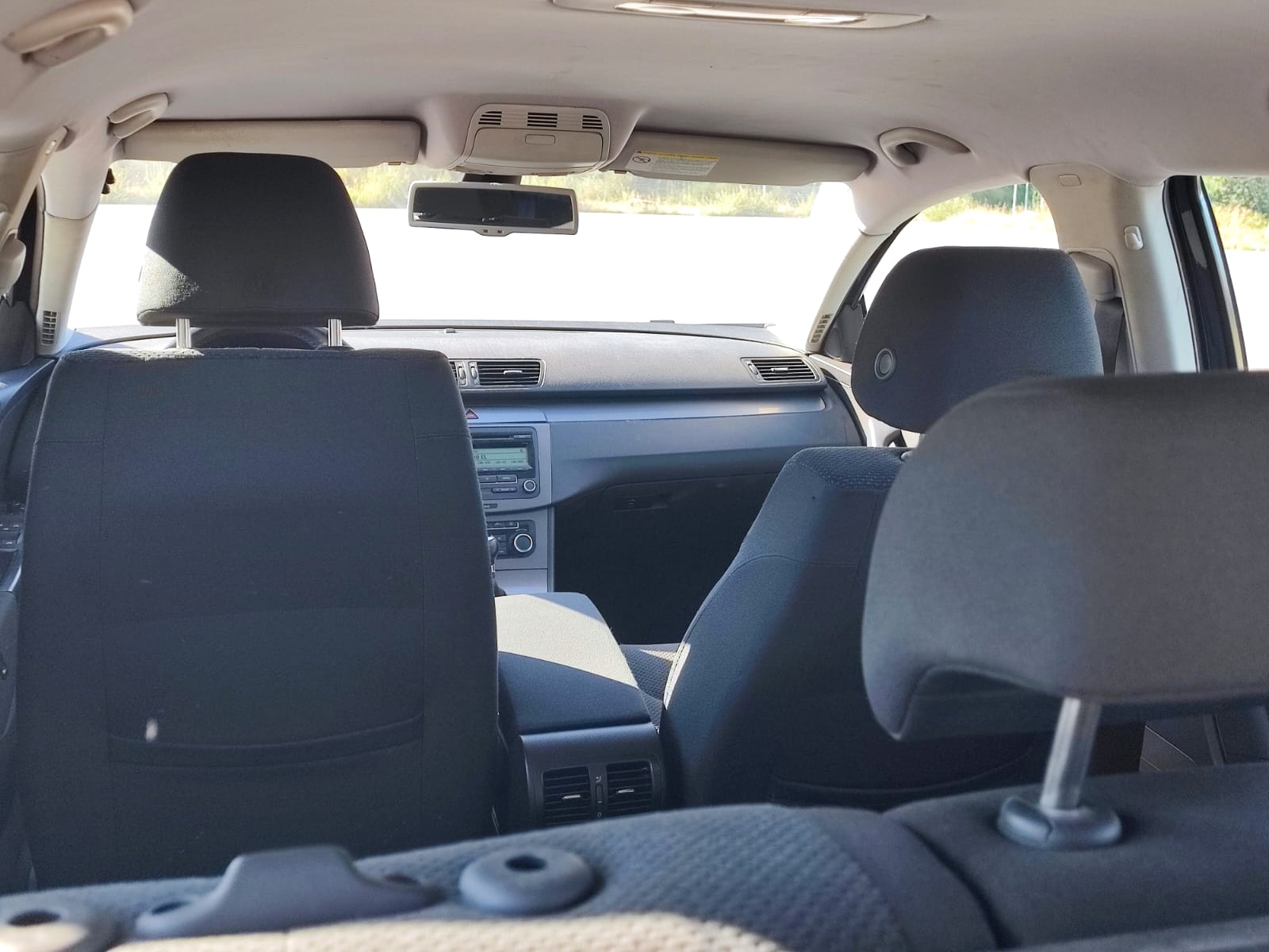 
								VOLKSWAGEN PASSAT full									