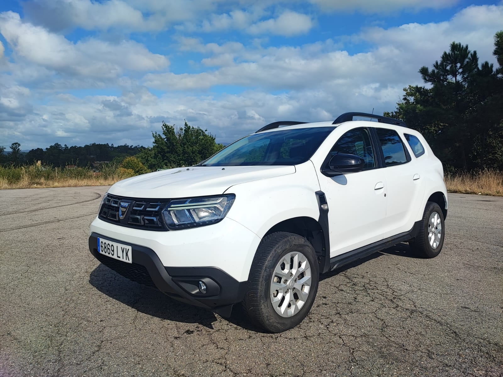 
								DACIA DUSTER full									