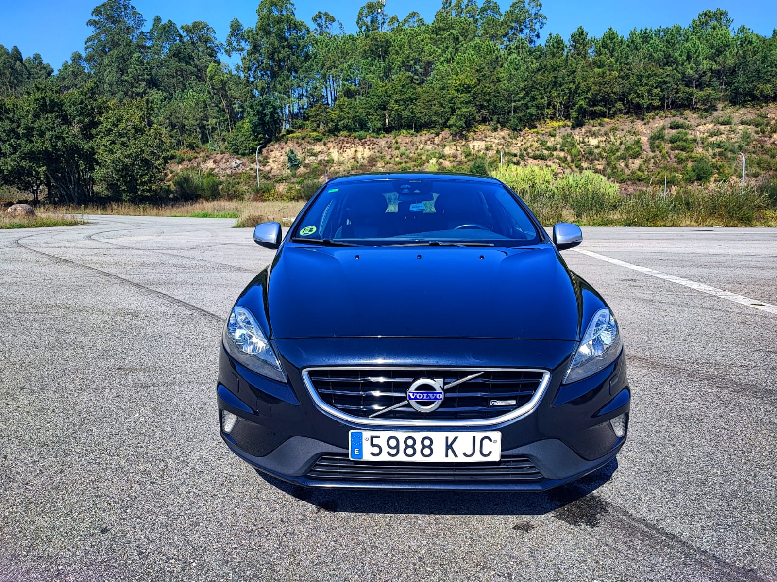 
								VOLVO V40 full									