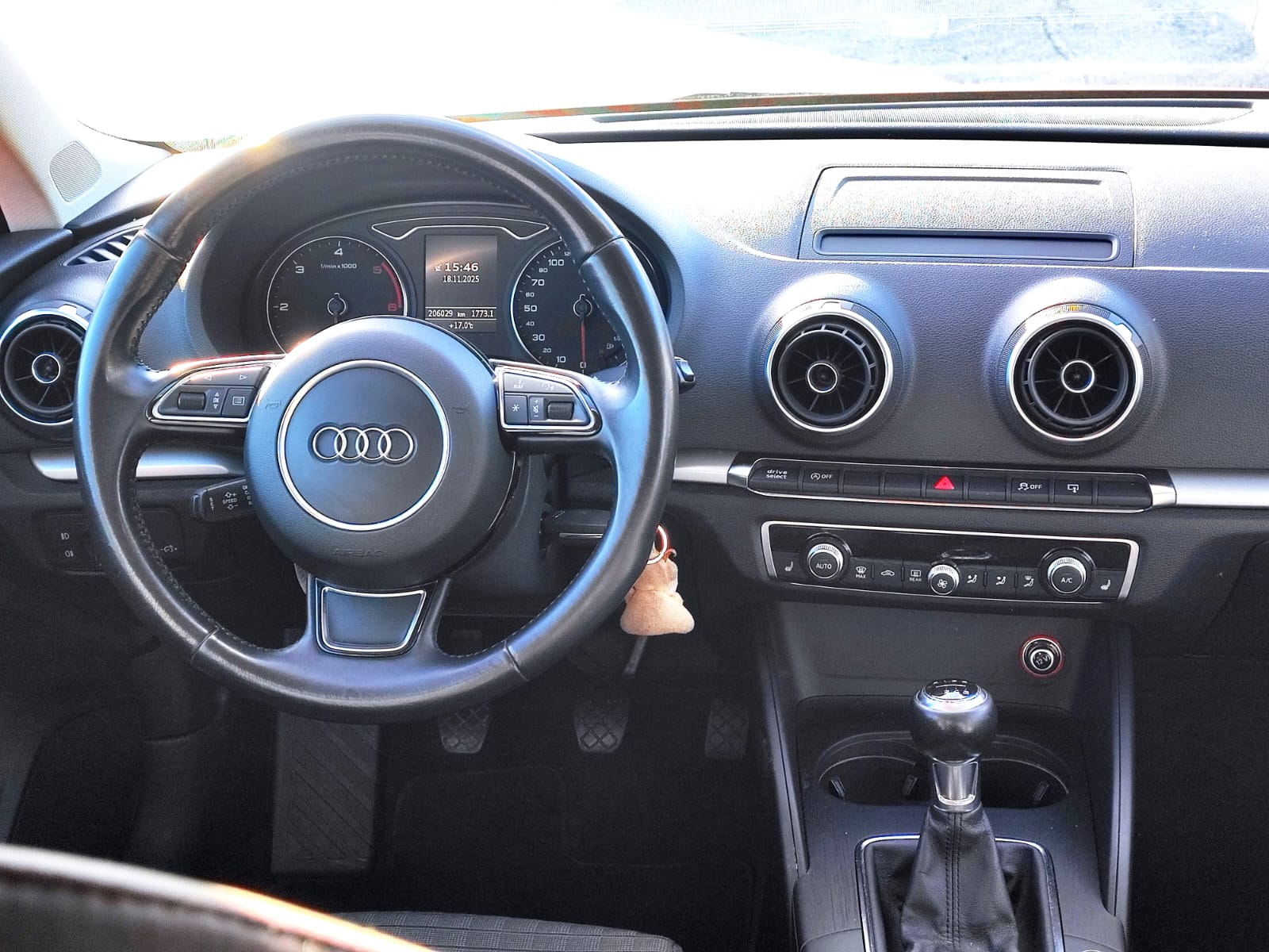 
								AUDI A3 2.0 TDI SPORT 150CV full									