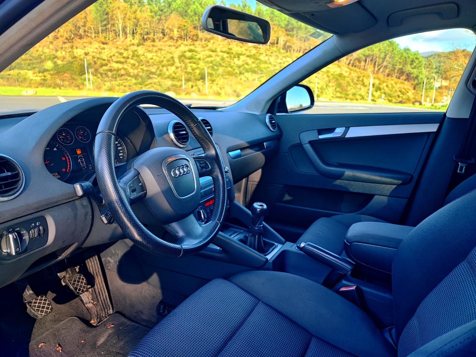 
								AUDI A3 1.6TDI 105CV full									