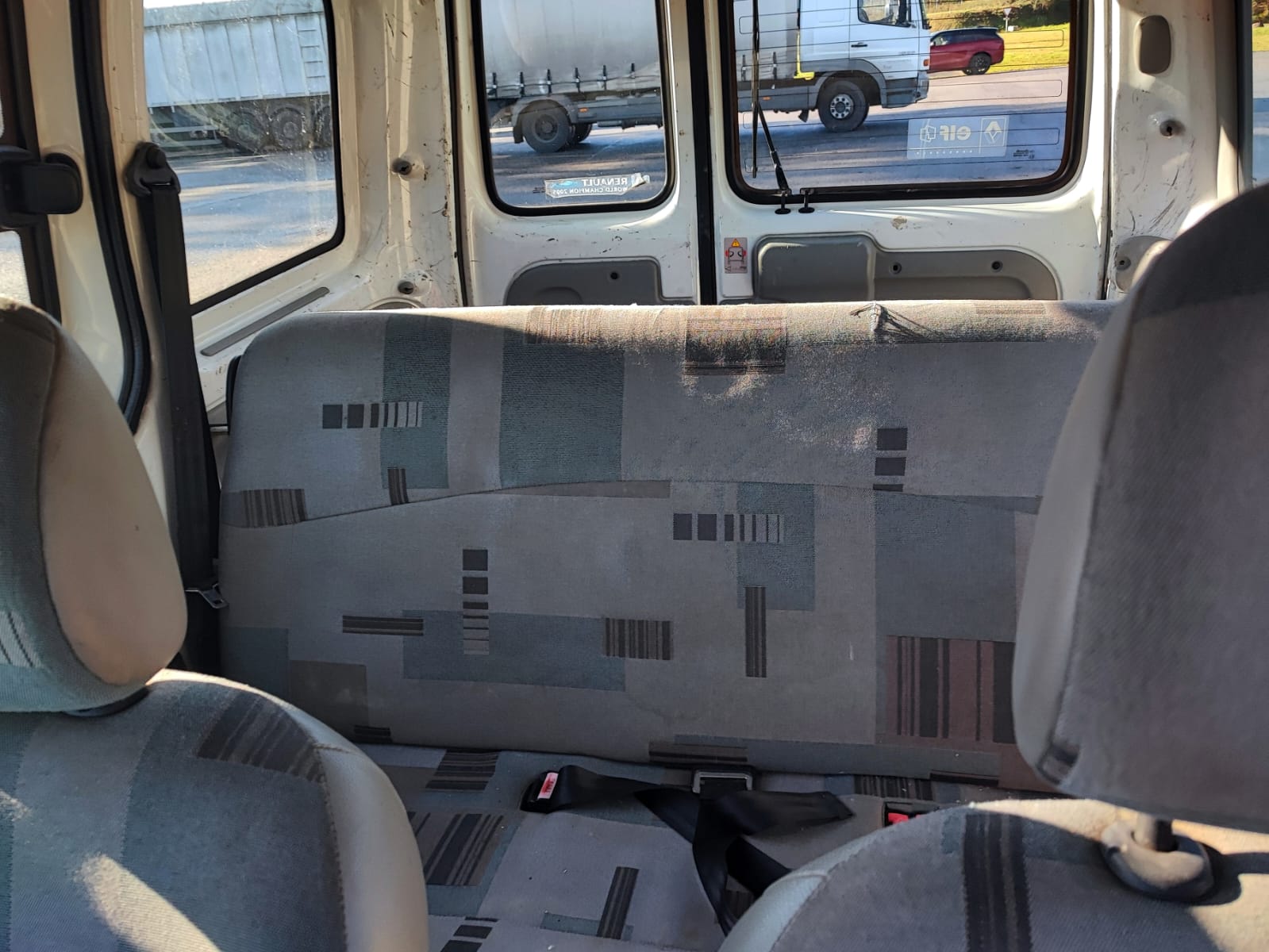 
								RENAULT KANGOO 1.9 D full									