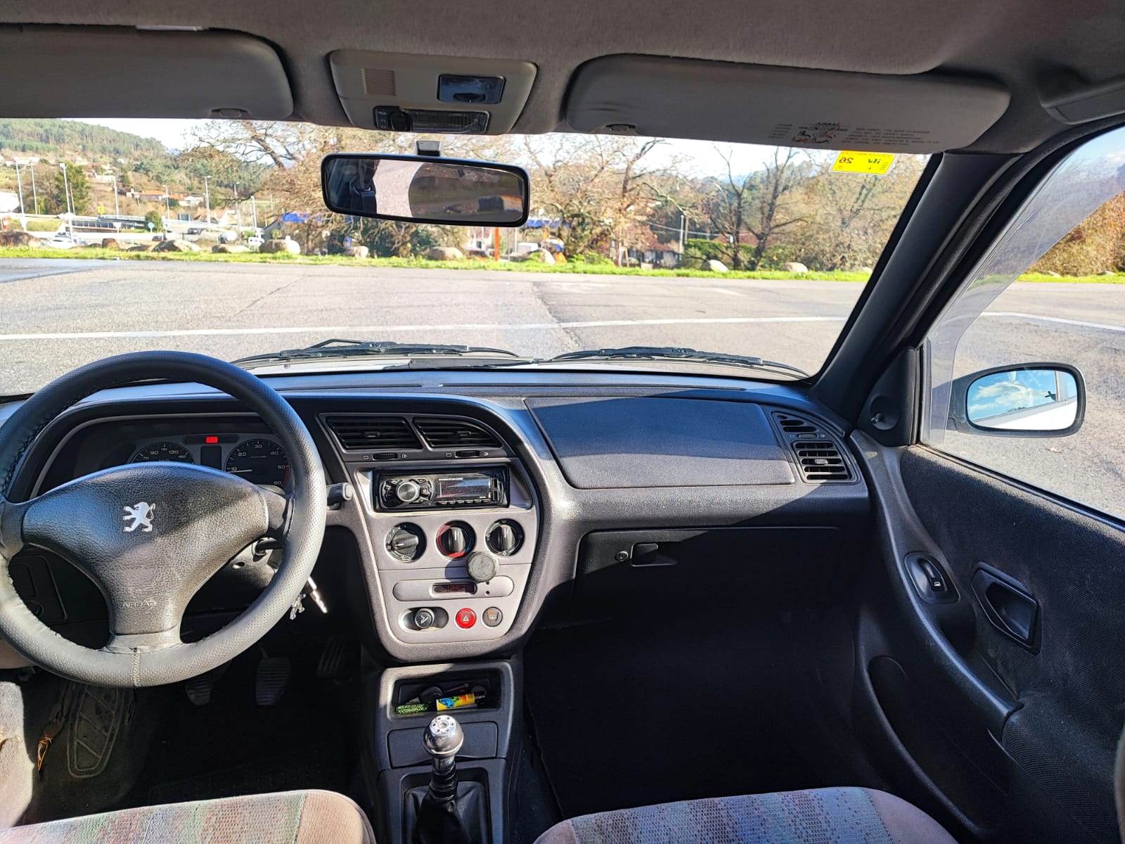 
								PEUGEOT 306 2.0 HDI full									