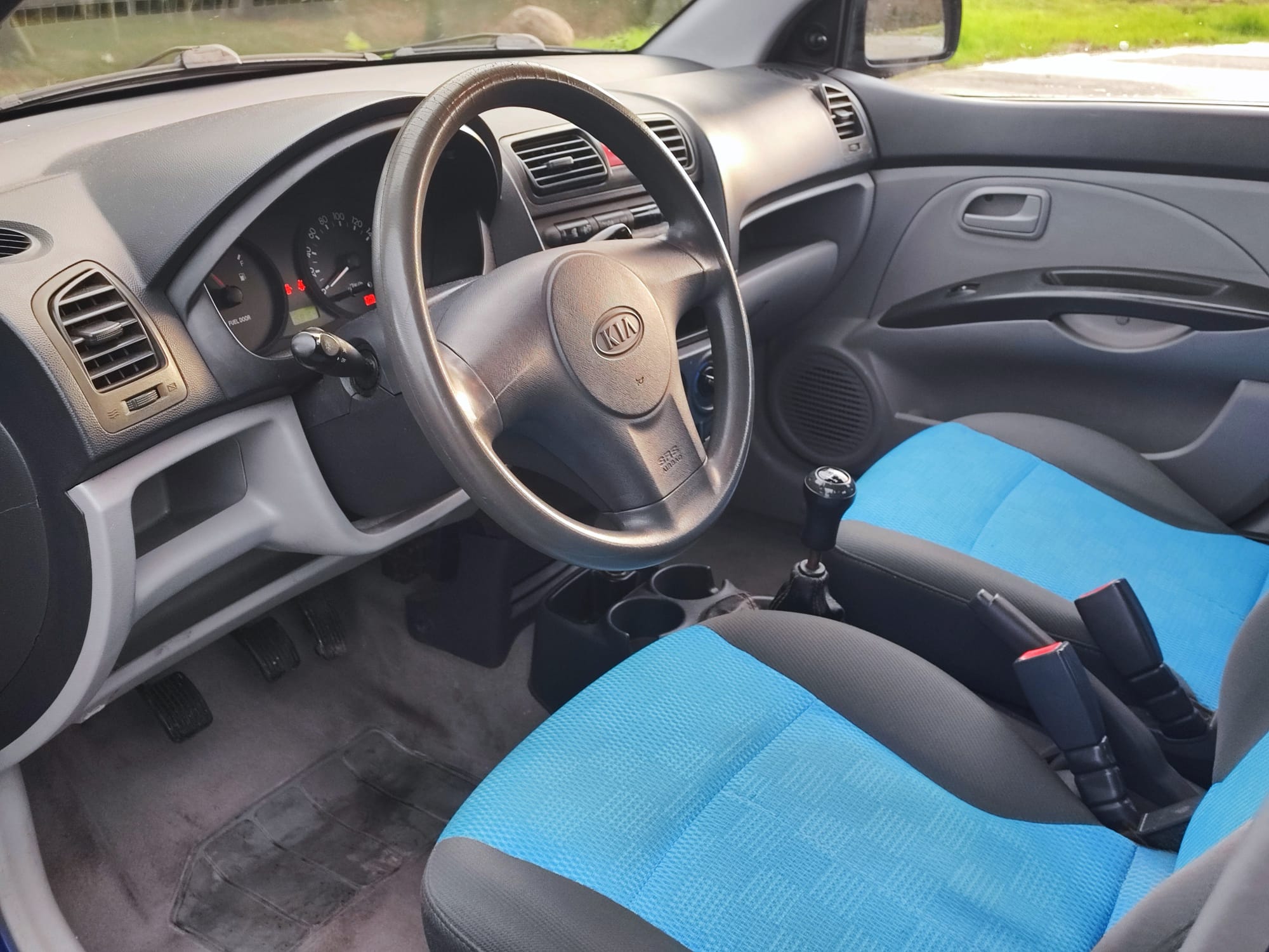 
								KIA PICANTO LX full									