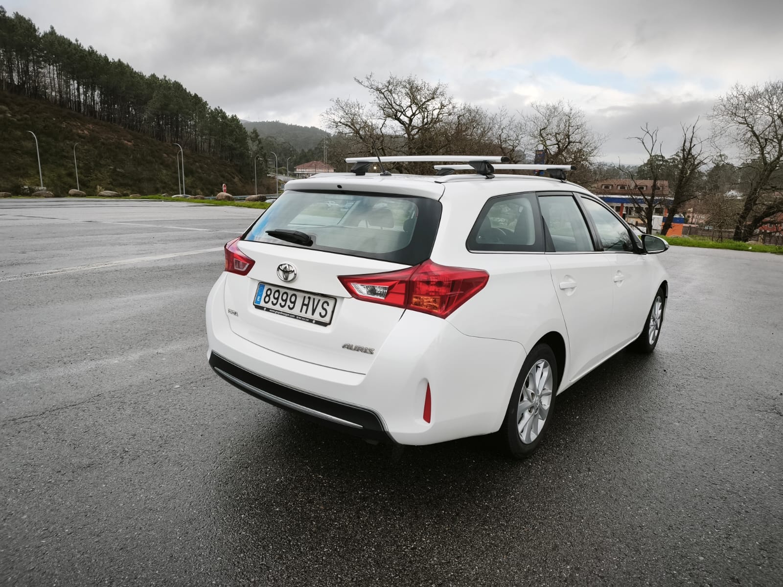 
								TOYOTA AURIS D TOURING SPORT ACTIVE full									