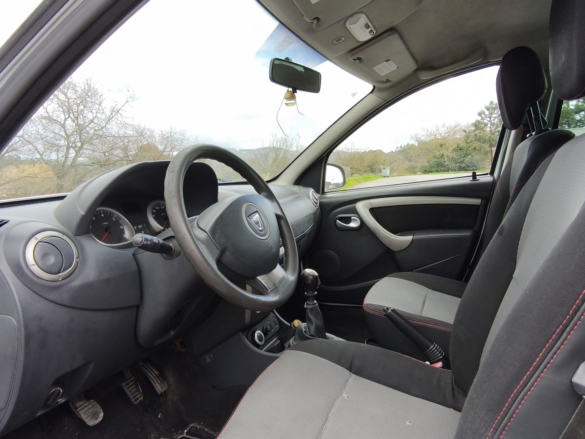 
								DACIA DUSTER 1.5 DCI 110CV 4X4 full									